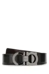 Ferragamo Adjustable Reversible Leather Belt With Textured Finish In Black