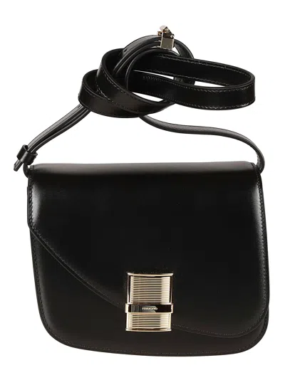 Ferragamo Classic Flap Shoulder Bag In Black