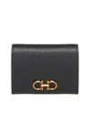 Ferragamo Compact Wallet 'gancini' In Black