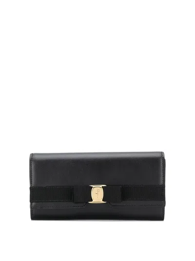 Ferragamo Continental Wallet Vara Bow In Black