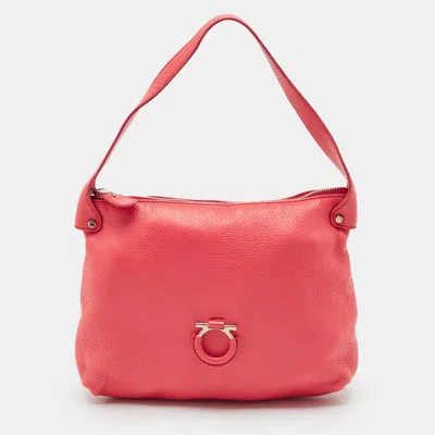 Pre-owned Ferragamo Coral Pink Leather Gancini Hobo