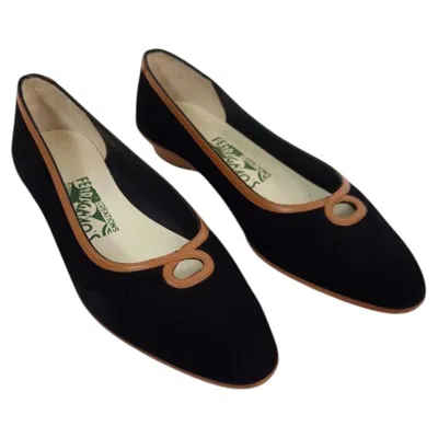 Pre-owned Ferragamo 's Creations Limited Edition Suede Ballerinas In Black