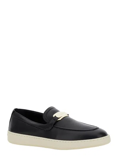 FERRAGAMO 'CRIO' BLACK LOAFERS WITH LOGO PLAQUE IN LEATHER WOMAN