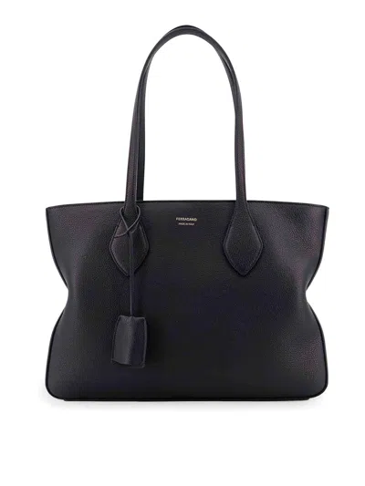 Ferragamo Cross Body Bag In Negro