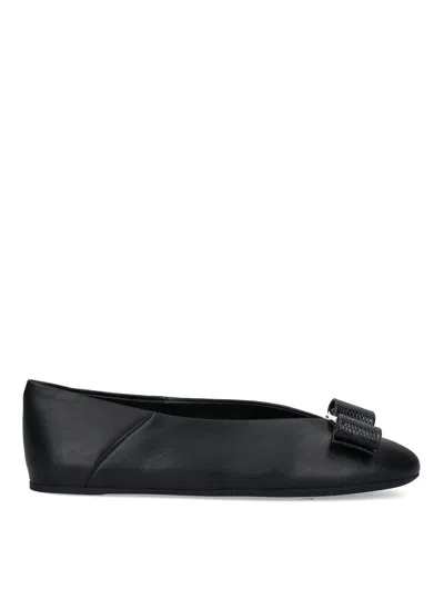 Ferragamo Vanna Vara Bow Ballet Flats In Calf Leather In Black