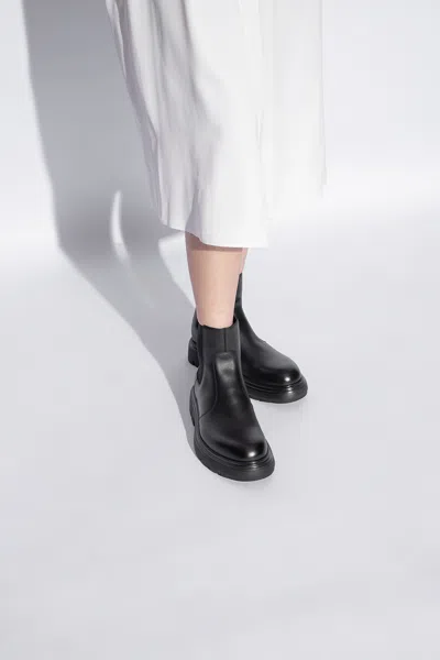Ferragamo ‘dollie' Ankle Boots In Black