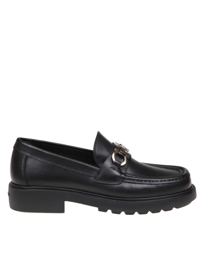 Ferragamo Duglas Leather Loafers With Gancini Buckle In Black