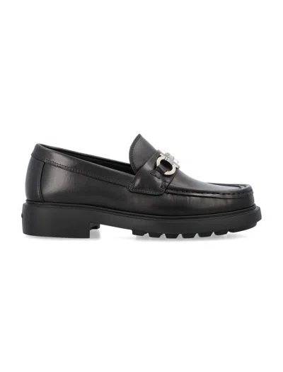 Ferragamo Elegant Douglas Loafers With Iconic Embellishment In Black