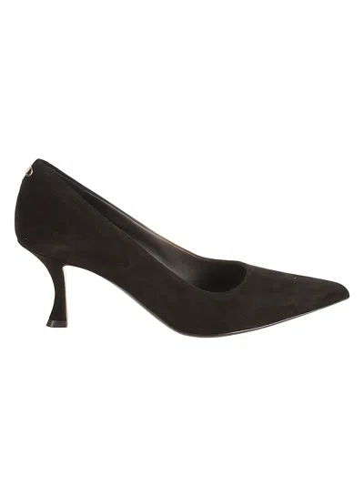 Ferragamo Elydea Pumps In Black