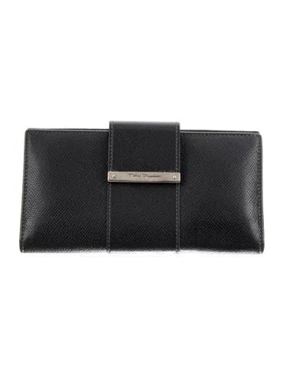 Pre-owned Ferragamo Embossed Leather Continental Wallet In Black