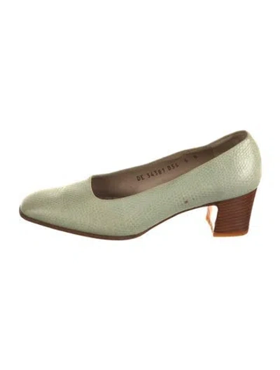 Pre-owned Ferragamo Embossed Leather Plaid Print Pumps In Green
