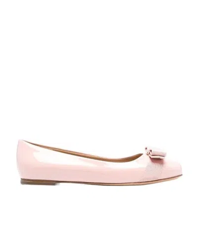 Ferragamo Varina Bow-detail Patent Leather Ballet Flats In Macaroons
