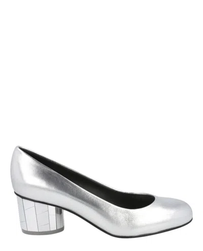 Ferragamo Farrah Pumps In Metallic