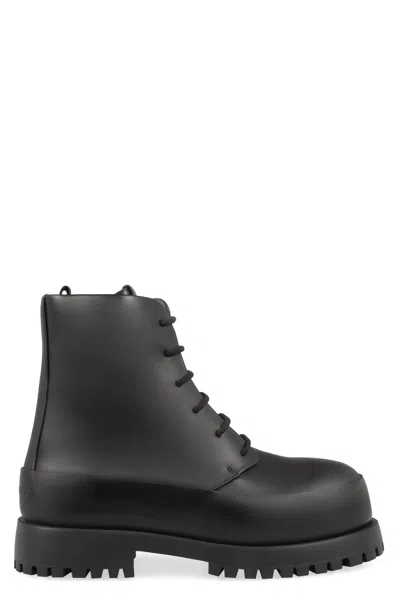 Ferragamo Fede Leather Ankle Boots In Black
