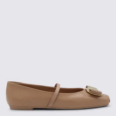 Ferragamo Flat Shoes Light And Natural