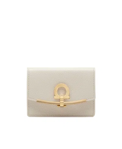 Ferragamo Flip Card Bag In Nude