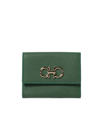 Ferragamo Portacarte Gancini Leather Wallet In Green