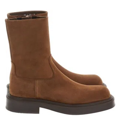 Ferragamo Formia Rounded Toe Ankle Boots In Brown