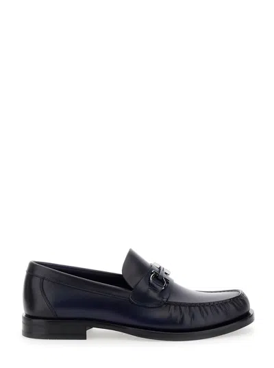 Ferragamo Horse Title Button Round Head Loafers In Black