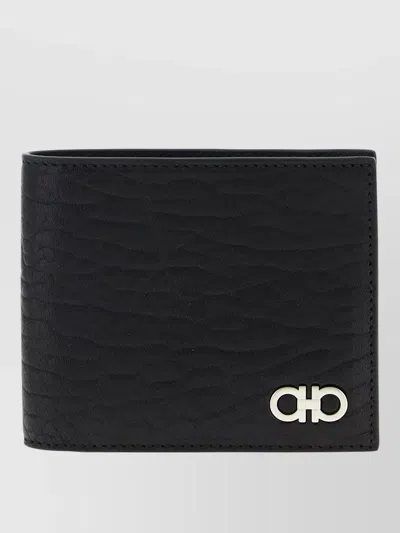 Ferragamo Gancini Bifold Wallet Textured Finish In Black