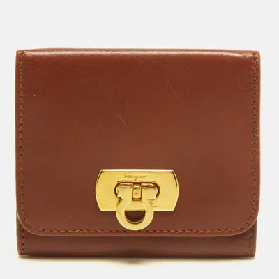 Pre-owned Ferragamo Gancini Brown Leather Coin Purse