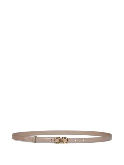 Ferragamo Gancini Buckle Leather Belt In Neutral