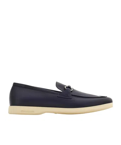 Ferragamo Gancini-plaque Loafers In Black