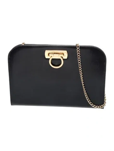 Pre-owned Ferragamo Gancini Clutch Vintage In Black