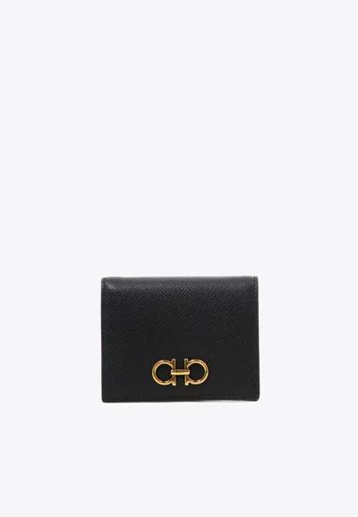 Ferragamo Gancini Compact Leather Wallet In Black