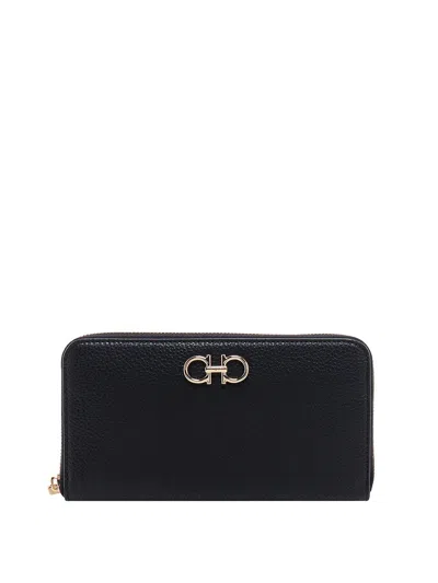 Ferragamo Gancini Continental Wallet In Black