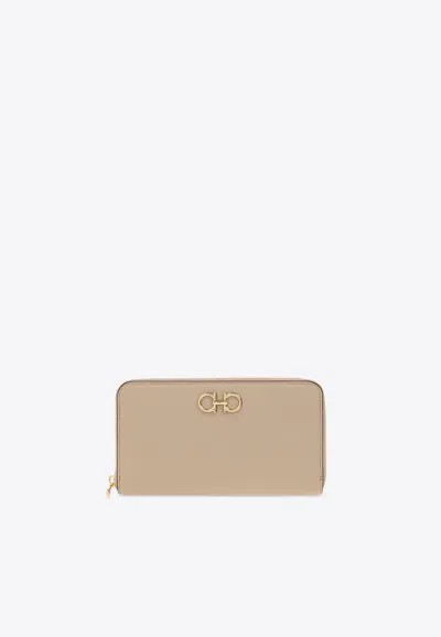 Ferragamo Gancini-plaque Leather Wallet In Deer