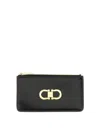 Ferragamo Gancini Leather Cardholder In Black