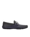 Ferragamo Gancini Decoration Loafers In Black