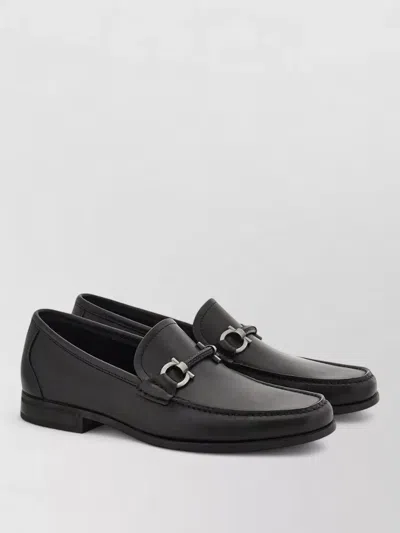 Ferragamo Gancini Detail Tubular Leather Loafers Rubber Sole In Black