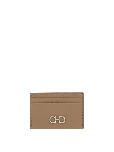 Ferragamo Gancini Grained Leather Card Holder In Grey