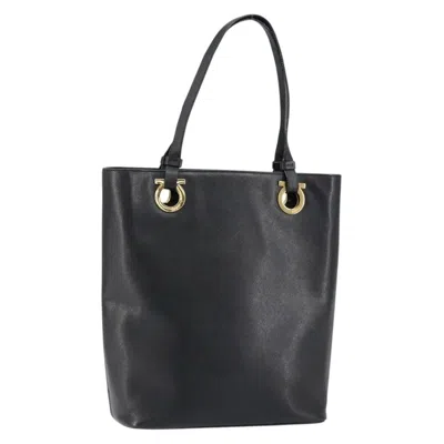 Pre-owned Ferragamo Gancini Handbag Leather Leather Handbag () In Black