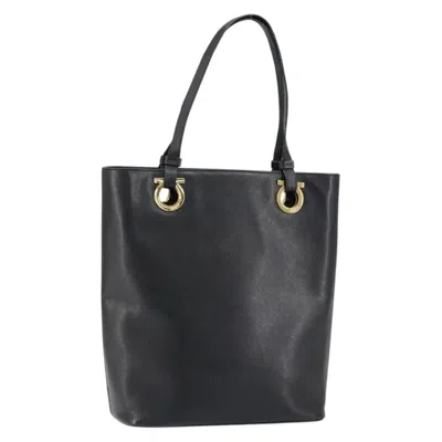 Pre-owned Ferragamo Gancini Handbag Leather Leather Handbag () In Black