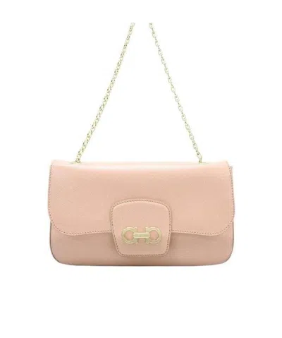 Ferragamo Gancini Handbag In Nude