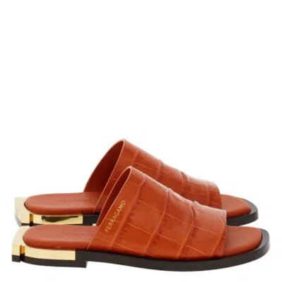 Ferragamo Gancini Heel Aline Leather Slides In Brown