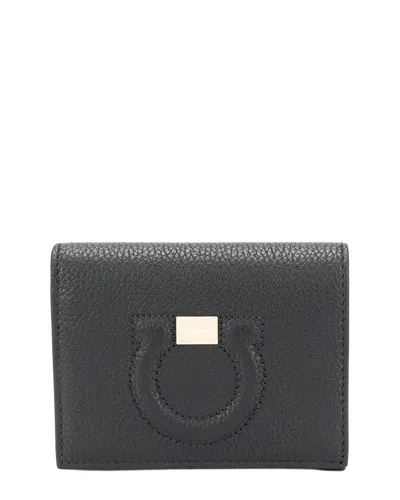Ferragamo Gancini Leather Card Case In Black