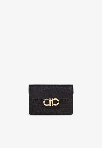 Ferragamo Gancini Leather Cardholder In Black