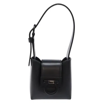 Pre-owned Ferragamo Gancini Leather Handbag () In Black