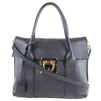 Pre-owned Ferragamo Gancini Leather Handbag () In Black