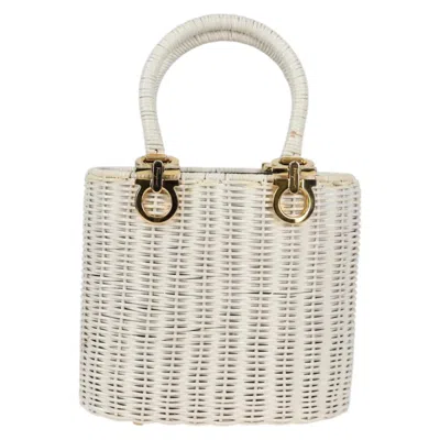 Pre-owned Ferragamo Gancini Leather Handbag () In White