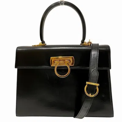Pre-owned Ferragamo Gancini Leather Handbag Shoulder Bag () In Black