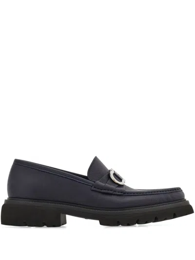 Ferragamo Gancini Leather Loafers In 蓝色