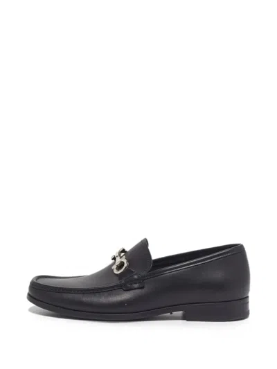 Pre-owned Ferragamo Gancini Leather Loafers In Black
