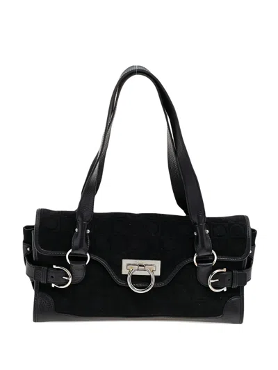 Pre-owned Ferragamo Gancini Leather Shoulder Bag In Black