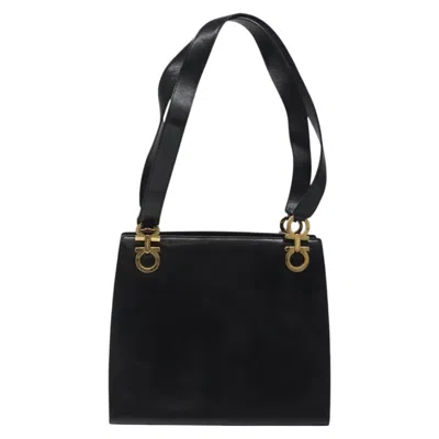 Pre-owned Ferragamo Gancini Leather Shoulder Bag ()