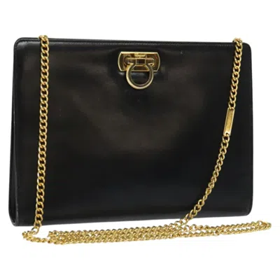 Pre-owned Ferragamo Gancini Leather Shoulder Bag ()